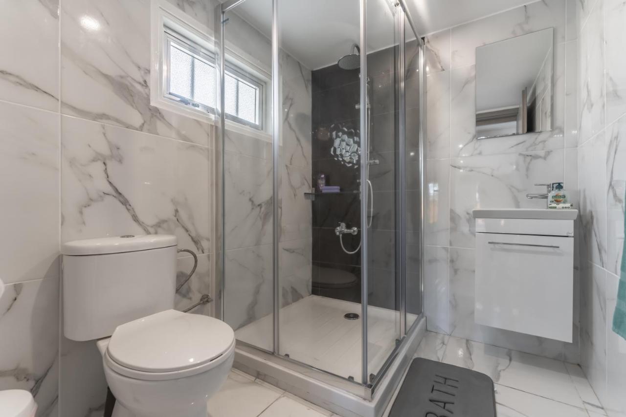 Sant Central Deluxe Apartments ไอยานาปา ภายนอก รูปภาพ