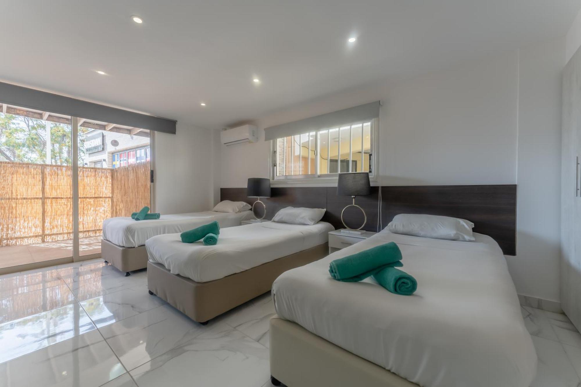 Sant Central Deluxe Apartments ไอยานาปา ภายนอก รูปภาพ