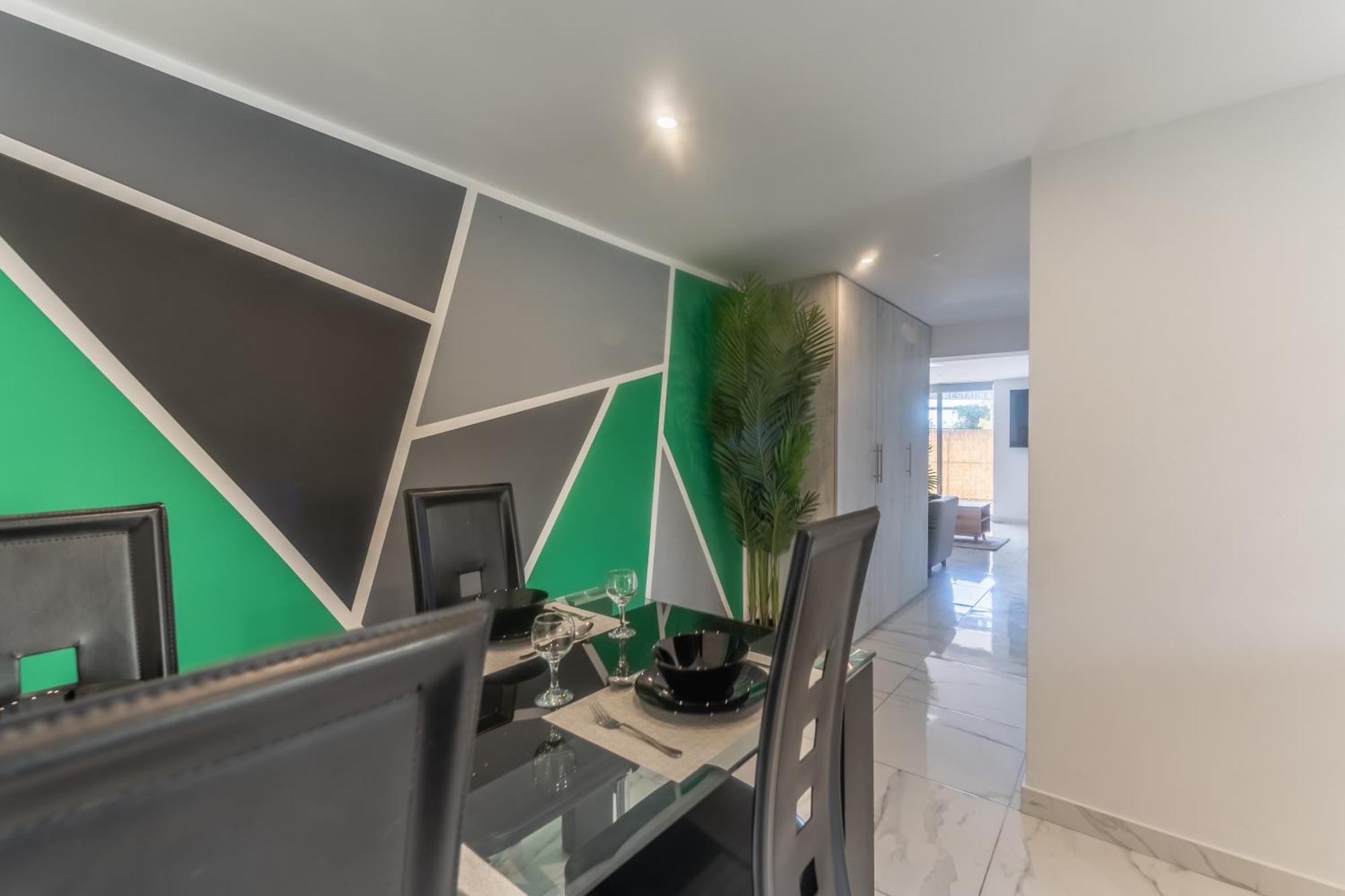 Sant Central Deluxe Apartments ไอยานาปา ภายนอก รูปภาพ
